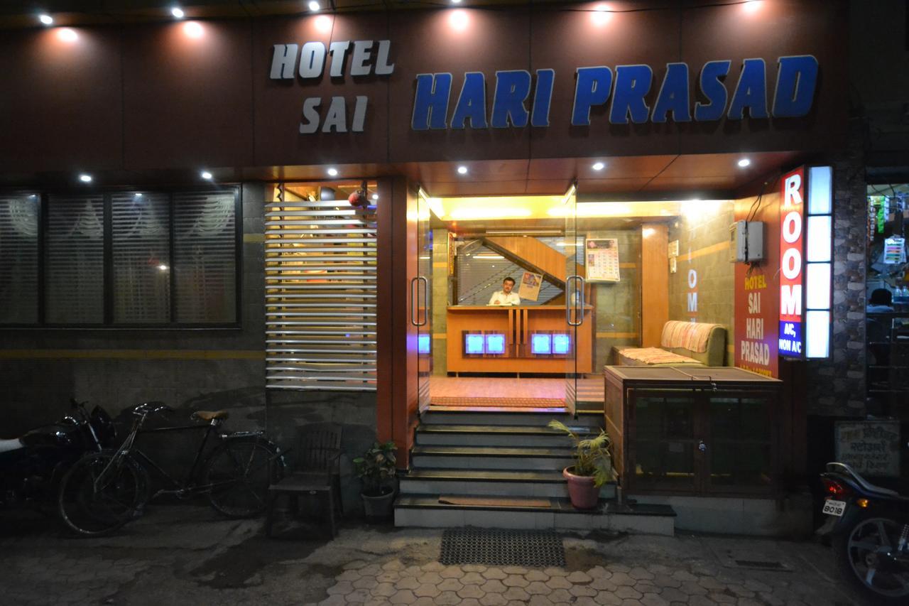 Hotel Sai Hari Prasad Shirdi Zewnętrze zdjęcie